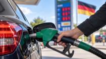 Almanya’da Akaryakıta 17 Cent İndirim